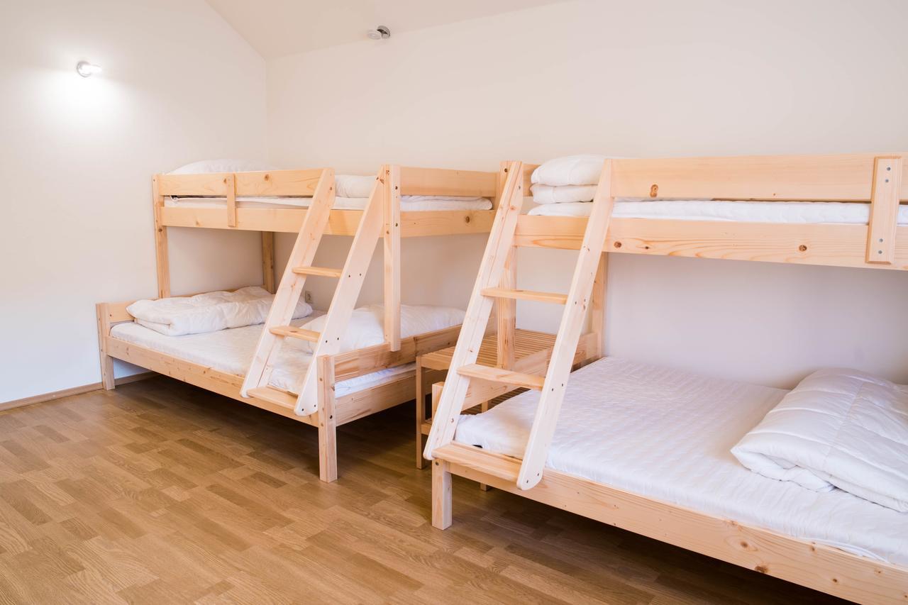 Hostel Hisa Na Travniku Dob Zewnętrze zdjęcie