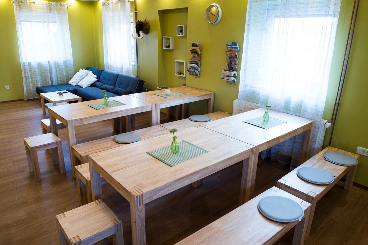 Hostel Hisa Na Travniku Dob Zewnętrze zdjęcie